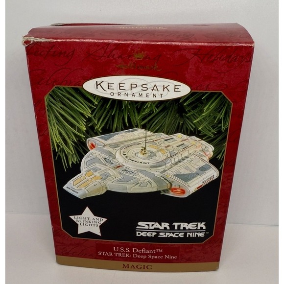 Vintage 1997 Hallmark Keepsake Ornament Star Trek Deep Space Nine U.S.S. Defiant - Picture 1 of 8